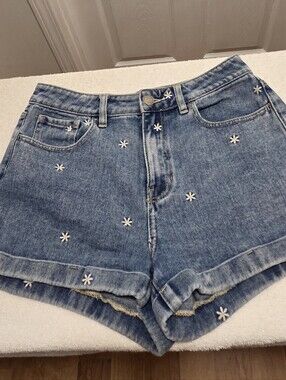 PacSun High Waist Blue Denim Daisy Embroidered Shorts